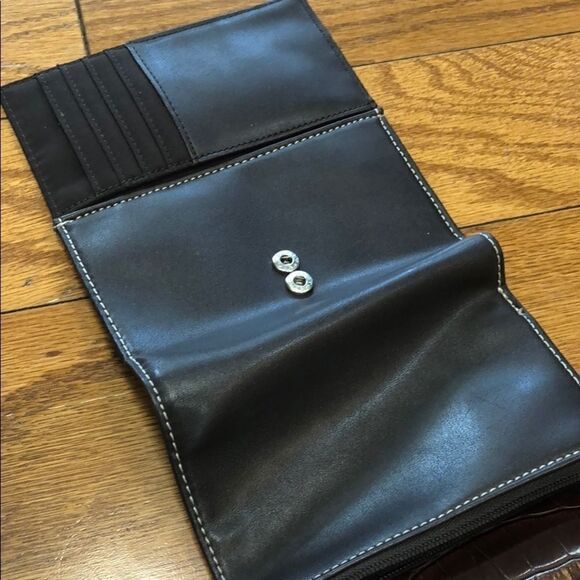 nine West Brown Croc Embossed Faux Leather Wallet - Picture 7 of 8